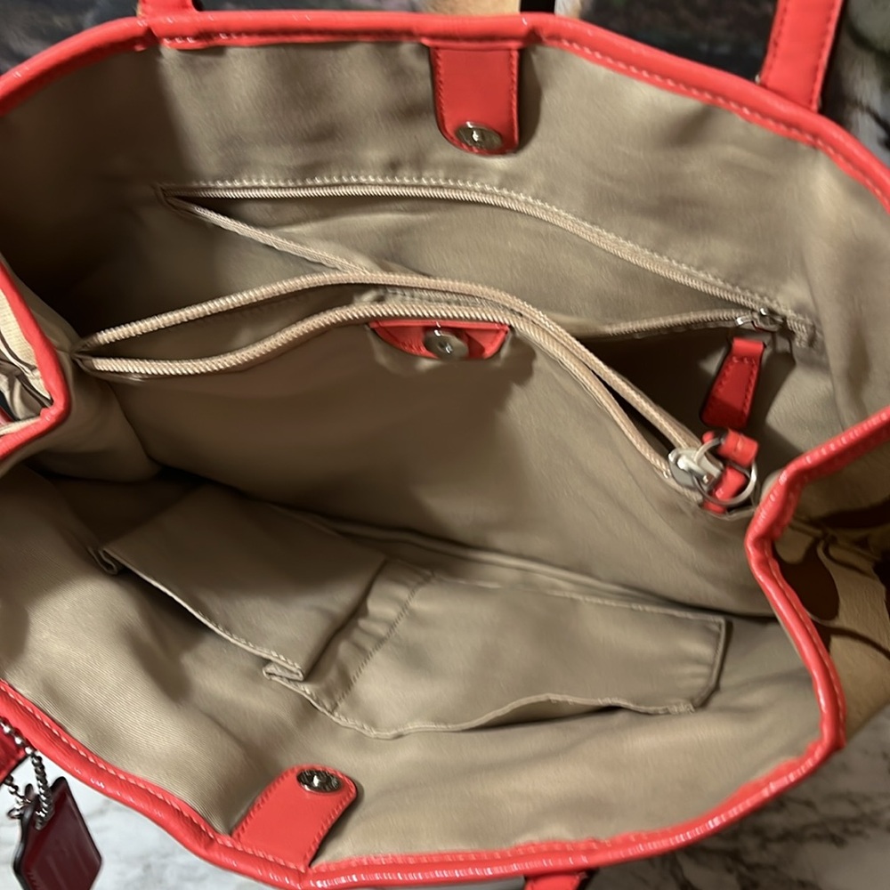 Coach Signature Stripe Carryall - Picture 13 of 16